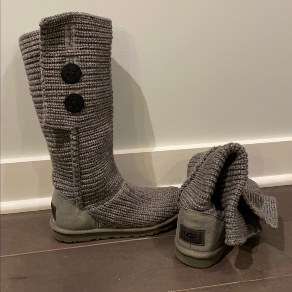 Like New Ugg Sweater Boots - Size 6